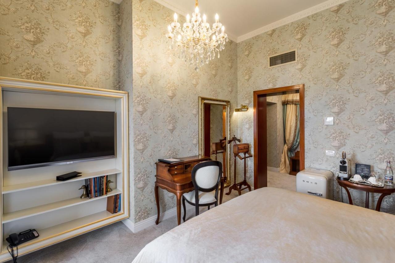 Suter Palace Heritage Boutique Hotel Bucureşti Exterior foto